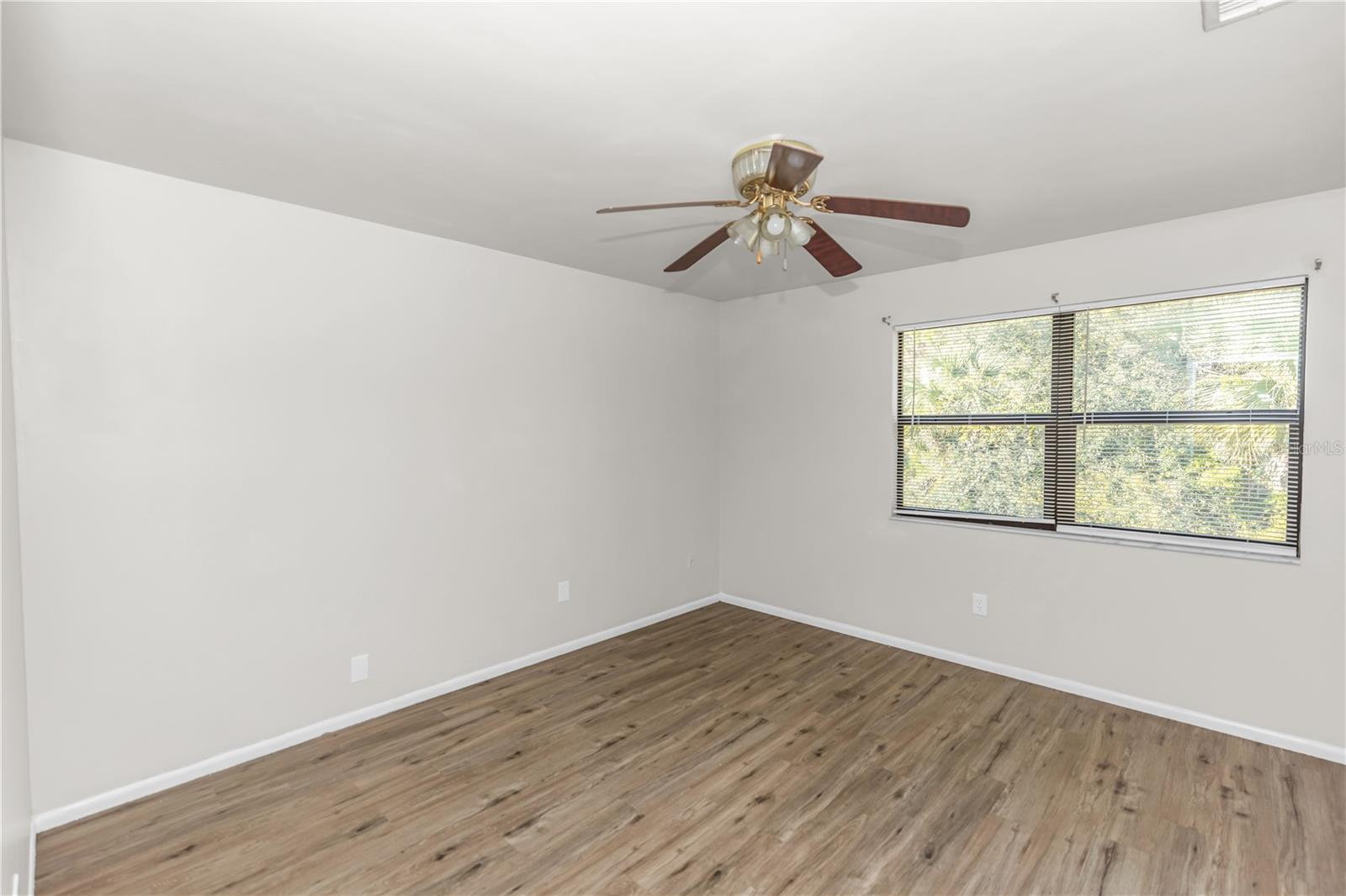 VILLAS FOREST TWNHMS - Residential