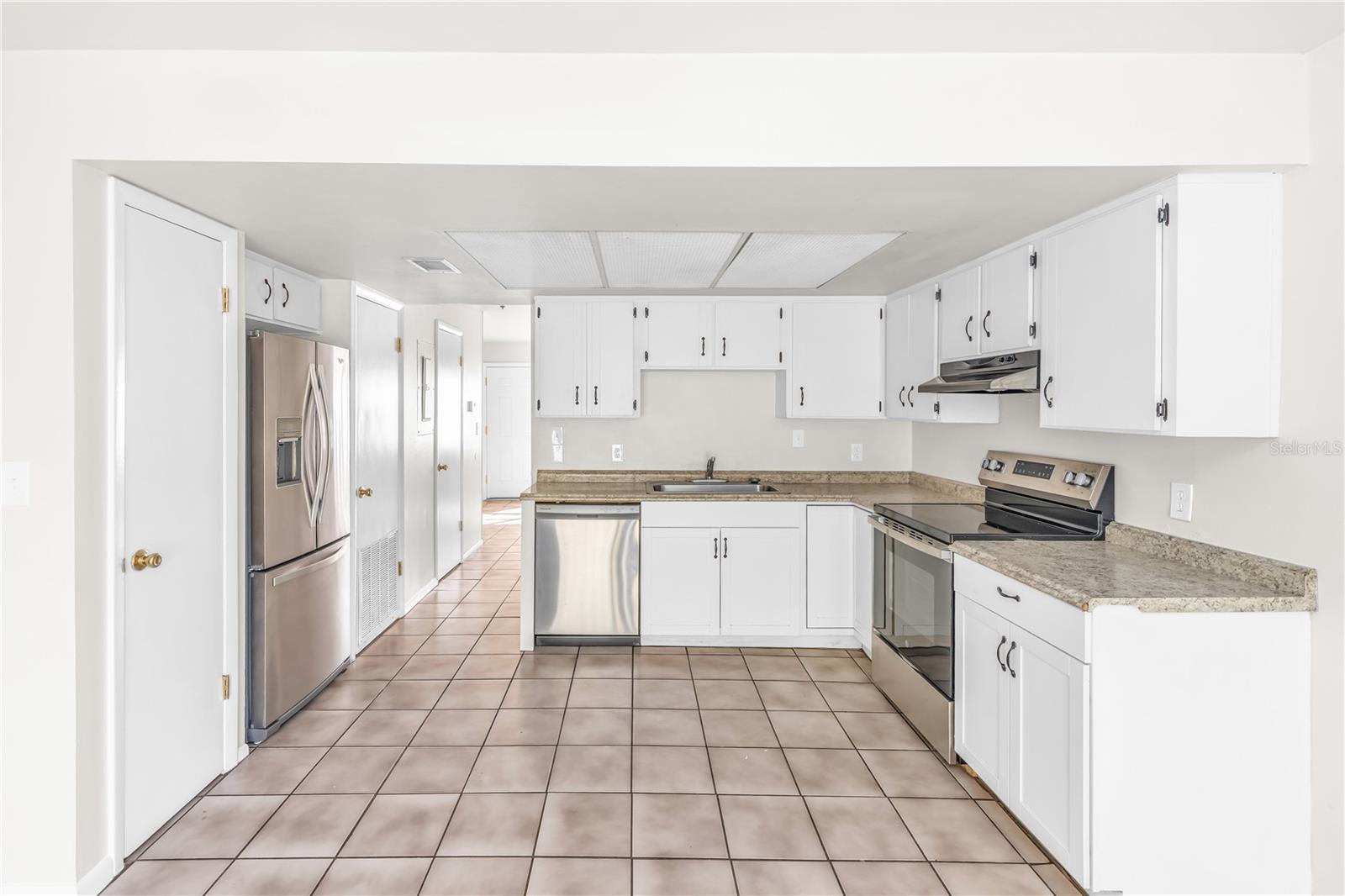 VILLAS FOREST TWNHMS - Residential