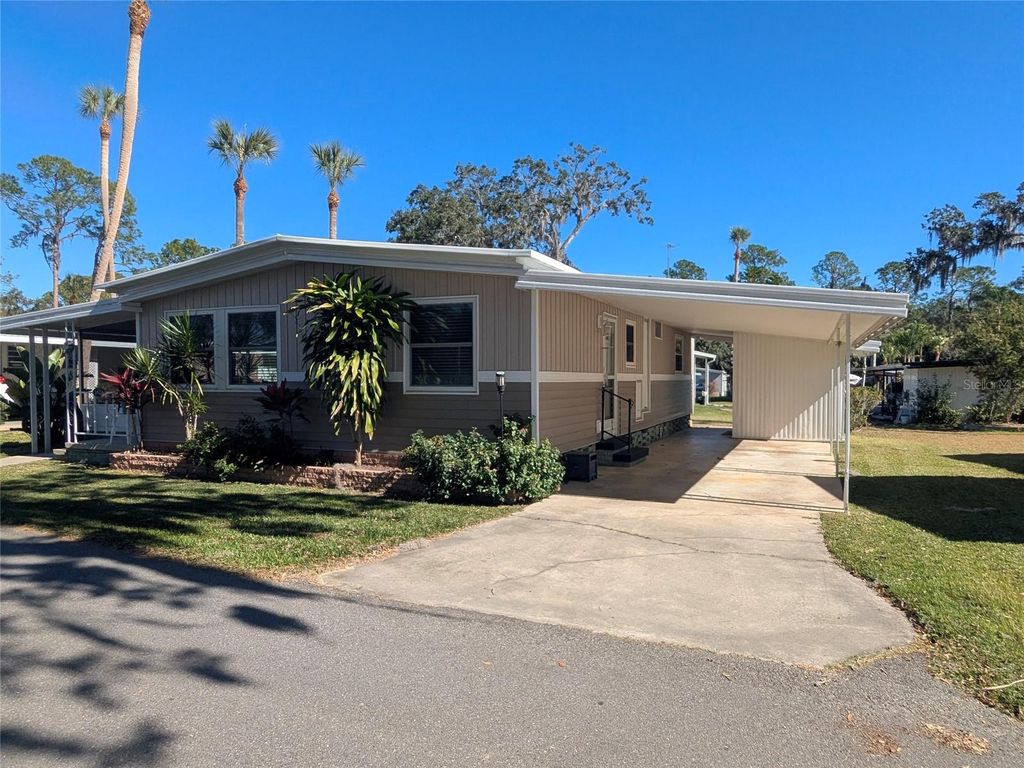 Photo of 162 Woodmere Drive #A, Eustis, FL 32726 (MLS # G5107317)