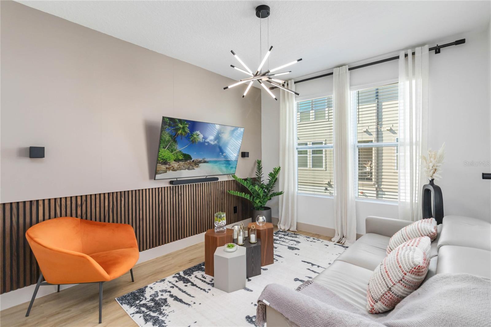 LAUREATE PARK NBRHD CENTER PH 3 - Residential