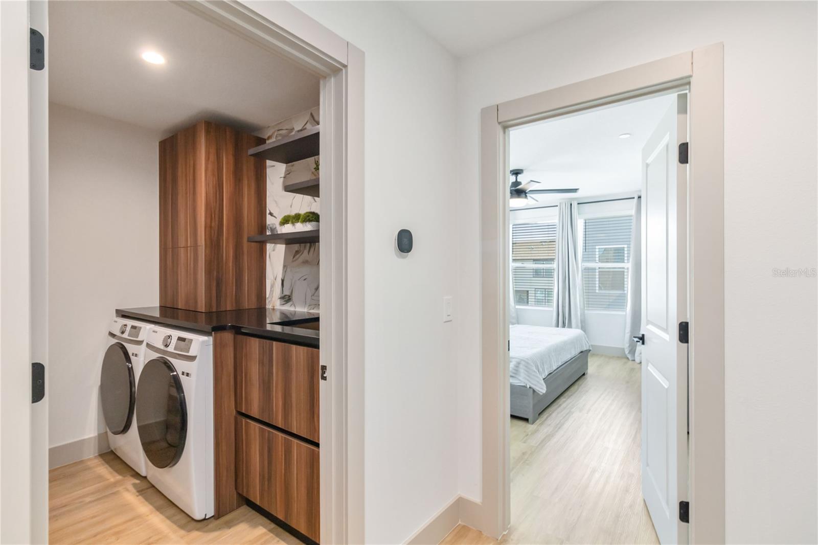 LAUREATE PARK NBRHD CENTER PH 3 - Residential