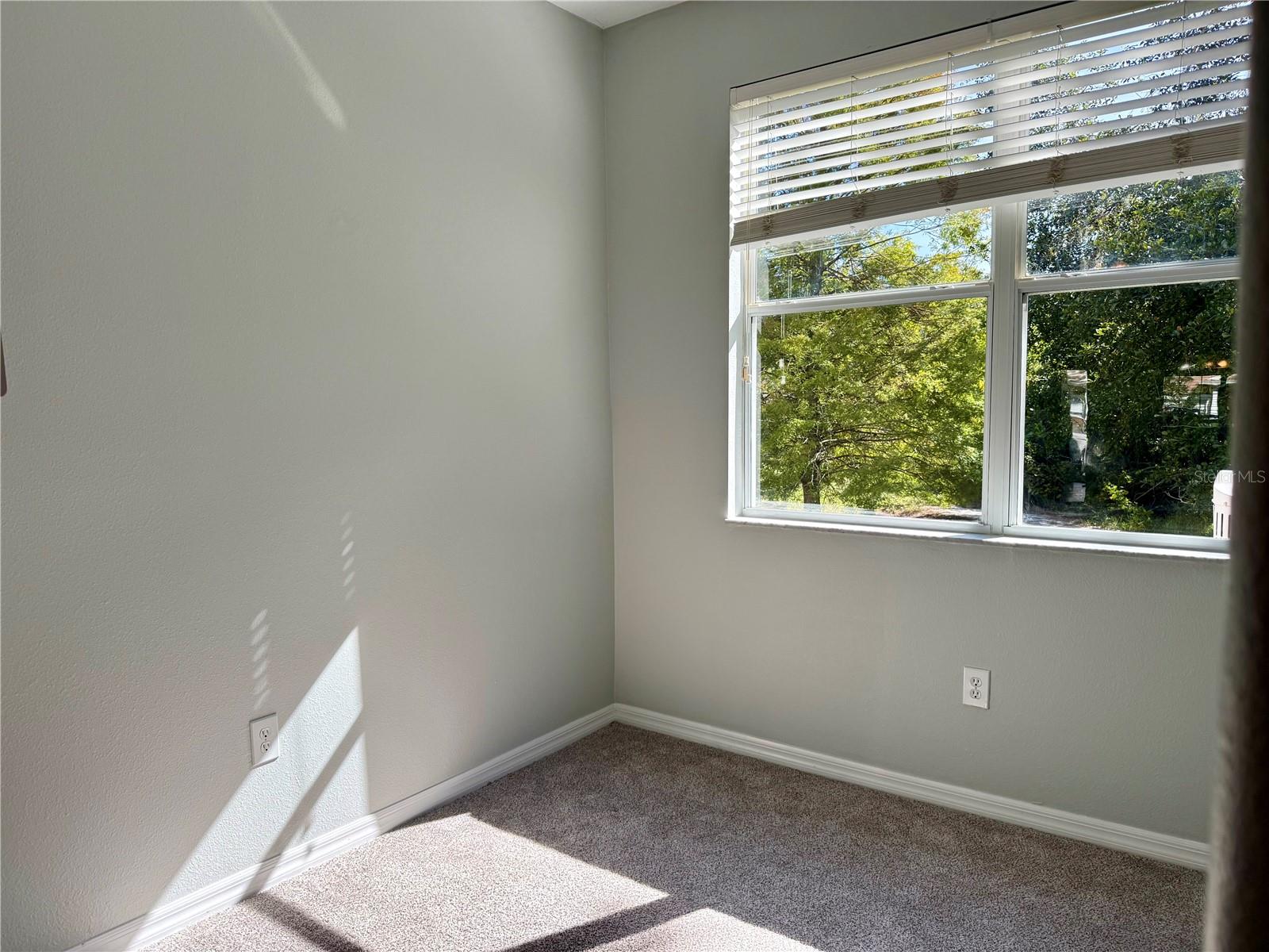 MEADOW POINTE III PARCEL UU - Residential Lease