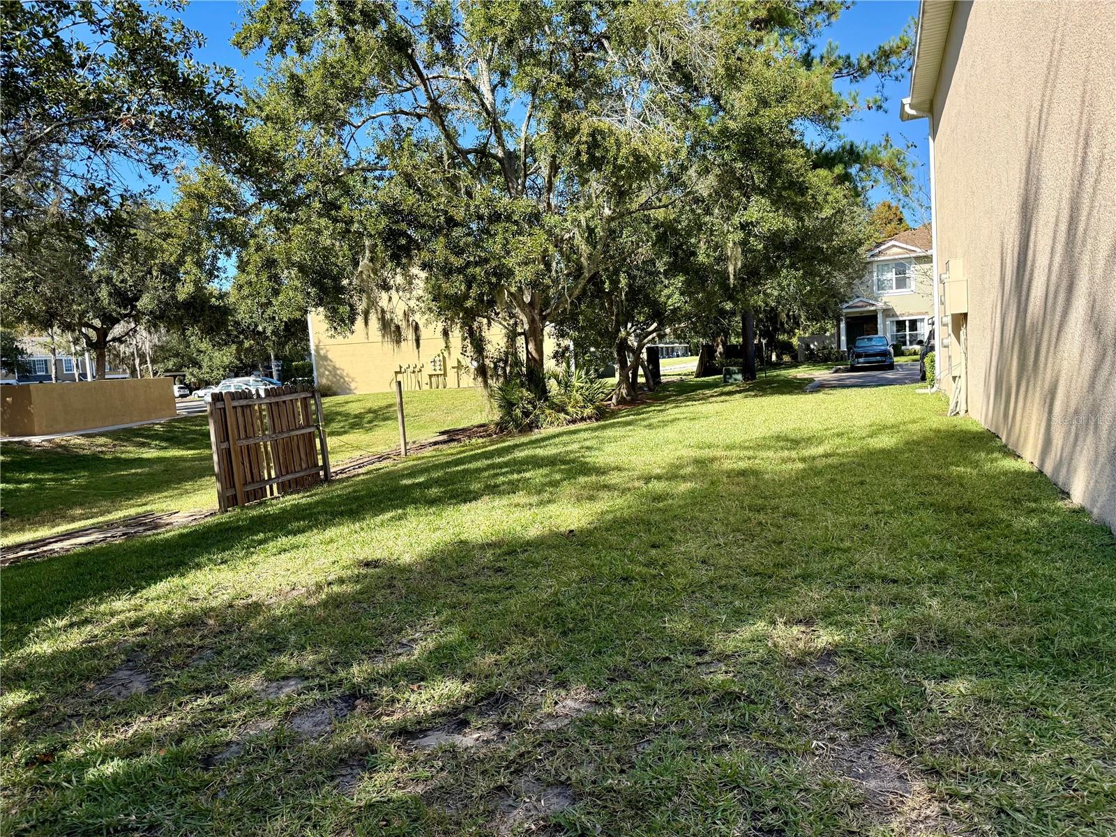 MEADOW POINTE III PARCEL UU - Residential Lease