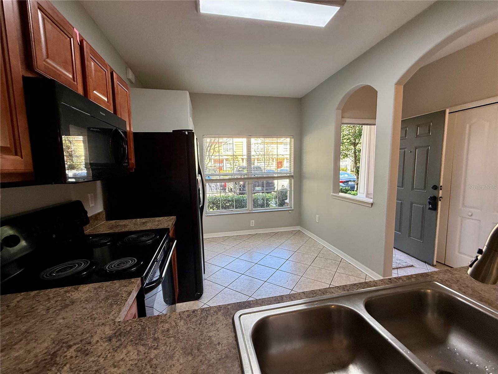 MEADOW POINTE III PARCEL UU - Residential Lease