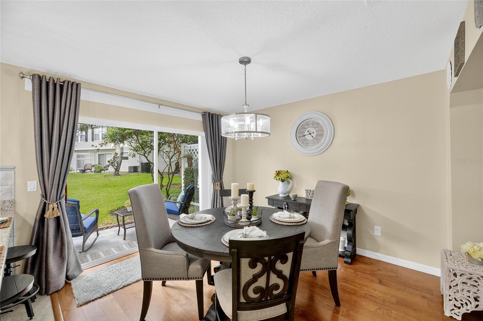 OAKWOOD TERRACE TWNHMS PHAS - Residential