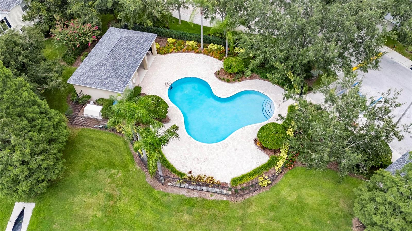 OAKWOOD TERRACE TWNHMS PHAS - Residential