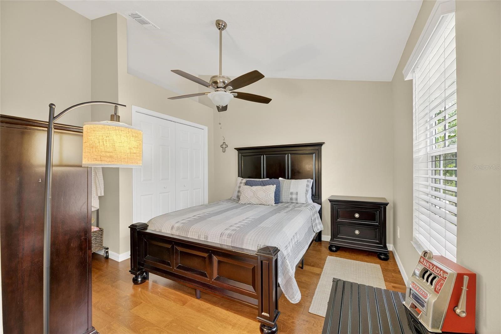 OAKWOOD TERRACE TWNHMS PHAS - Residential