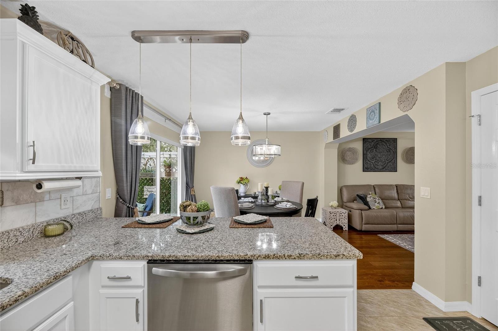 OAKWOOD TERRACE TWNHMS PHAS - Residential