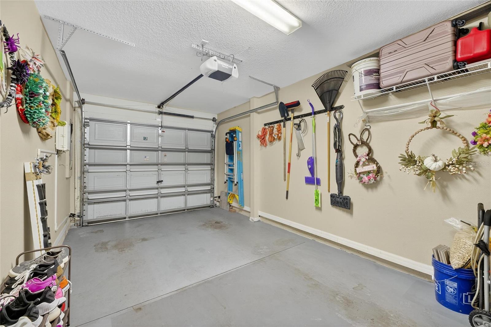 OAKWOOD TERRACE TWNHMS PHAS - Residential