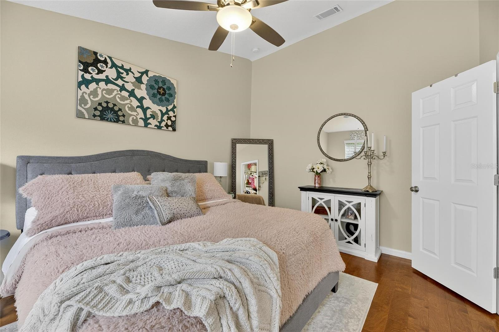 OAKWOOD TERRACE TWNHMS PHAS - Residential