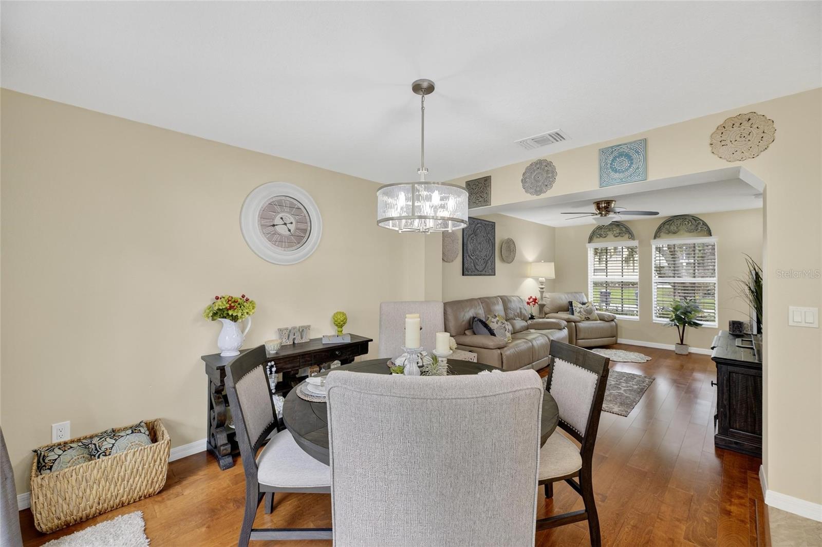 OAKWOOD TERRACE TWNHMS PHAS - Residential