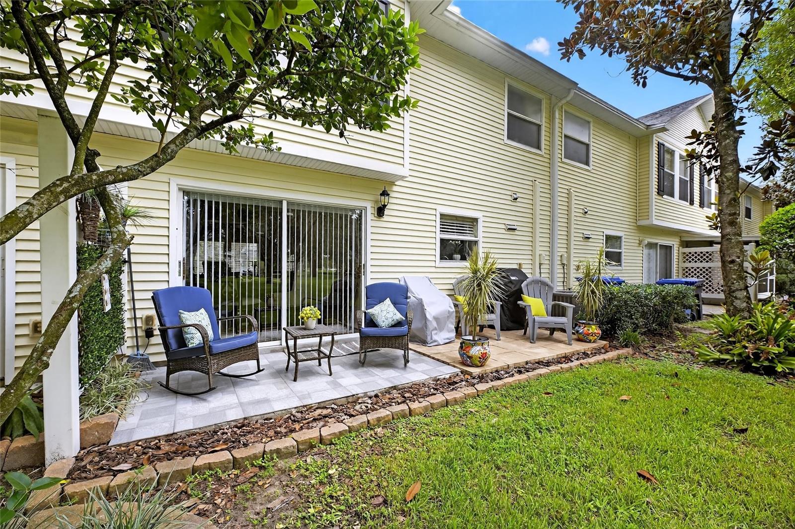 OAKWOOD TERRACE TWNHMS PHAS - Residential