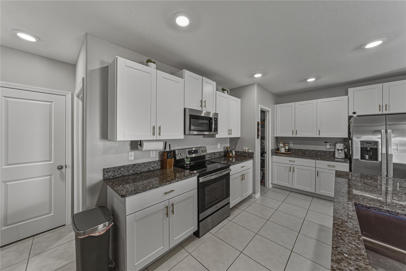 BERRY BAY - Residential