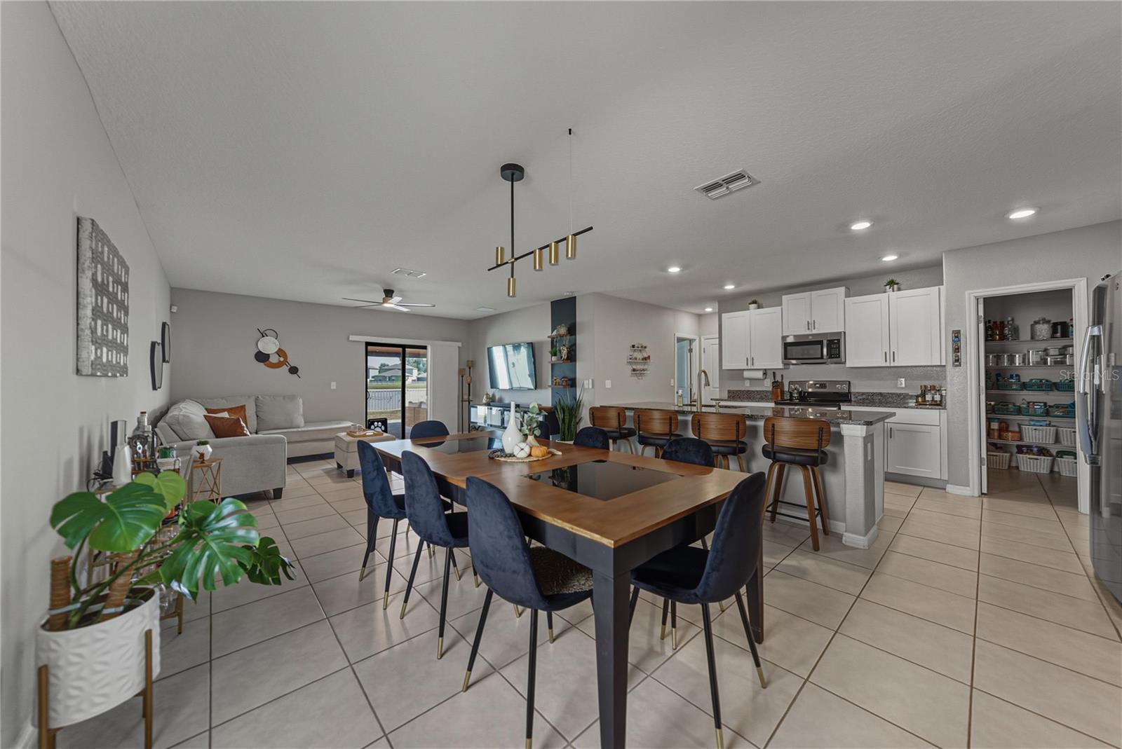 BERRY BAY - Residential