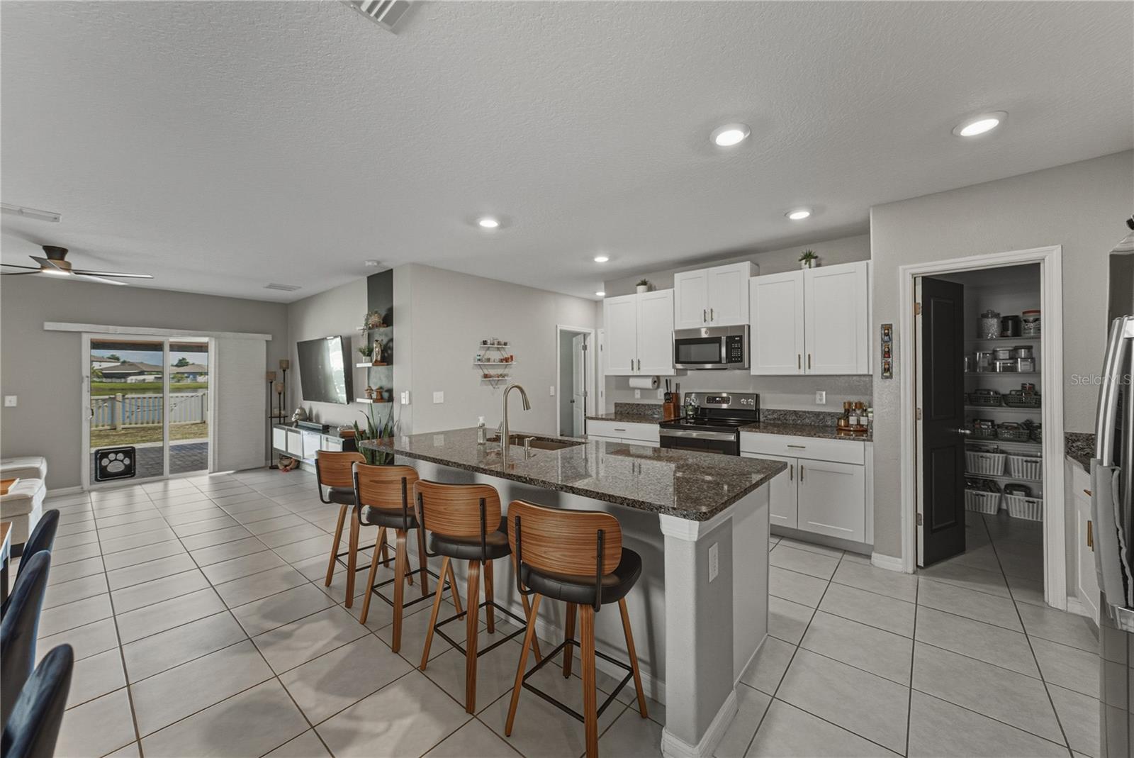 BERRY BAY - Residential