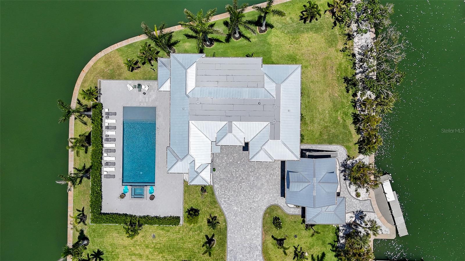 SLEEPY LAGOON PARK - Residential