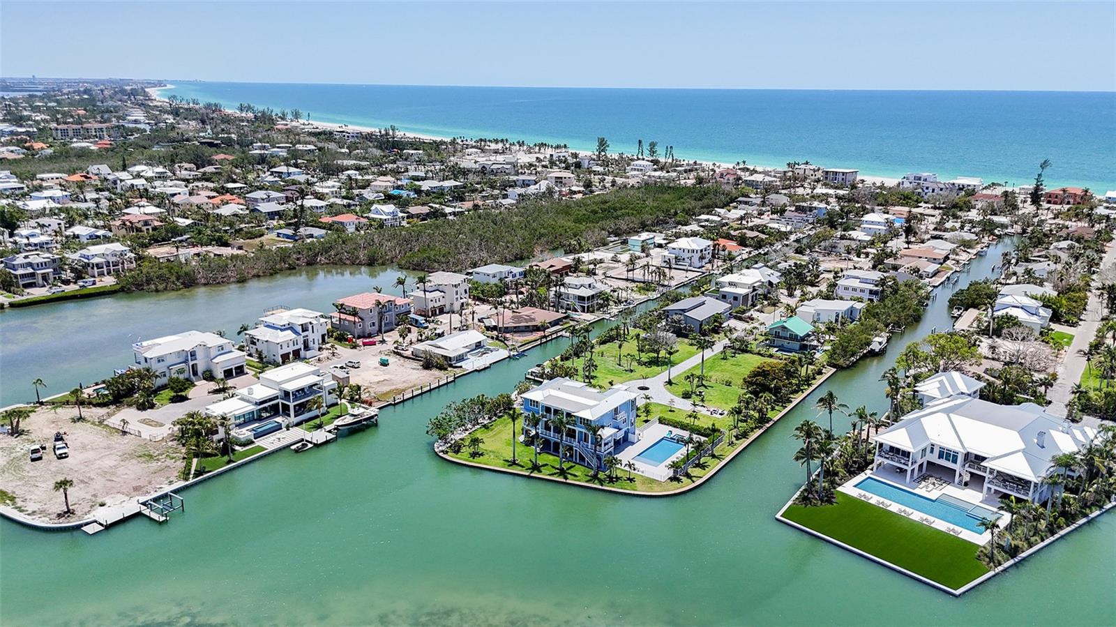 SLEEPY LAGOON PARK - Residential