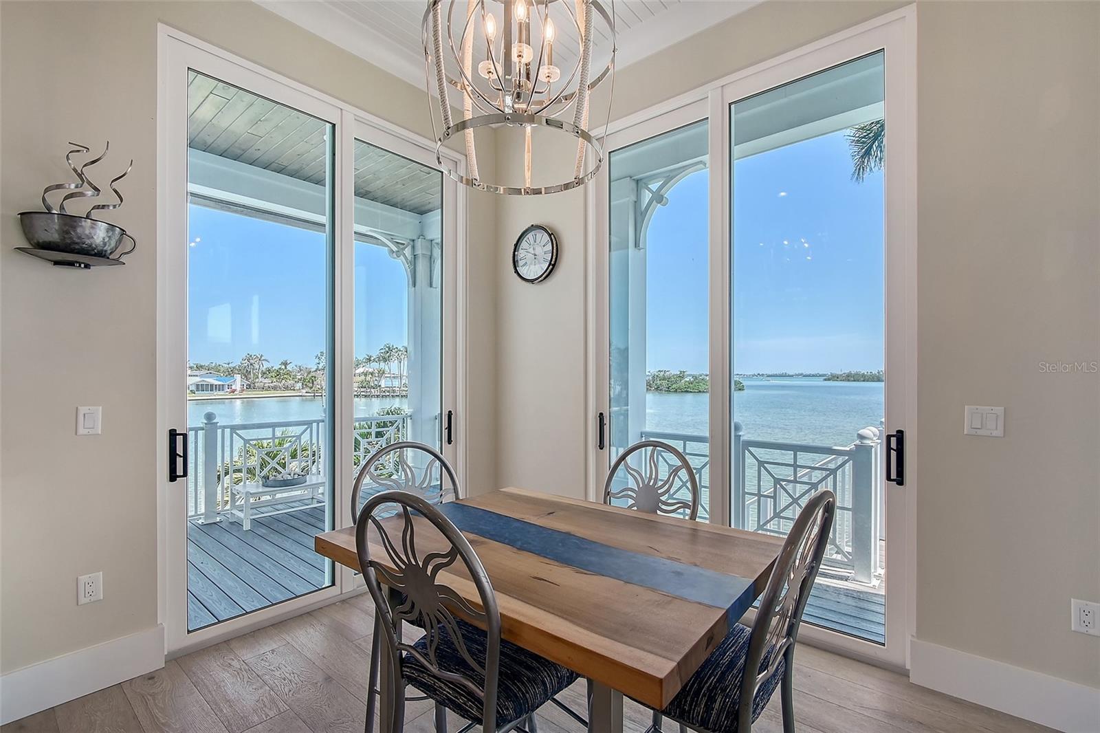 SLEEPY LAGOON PARK - Residential
