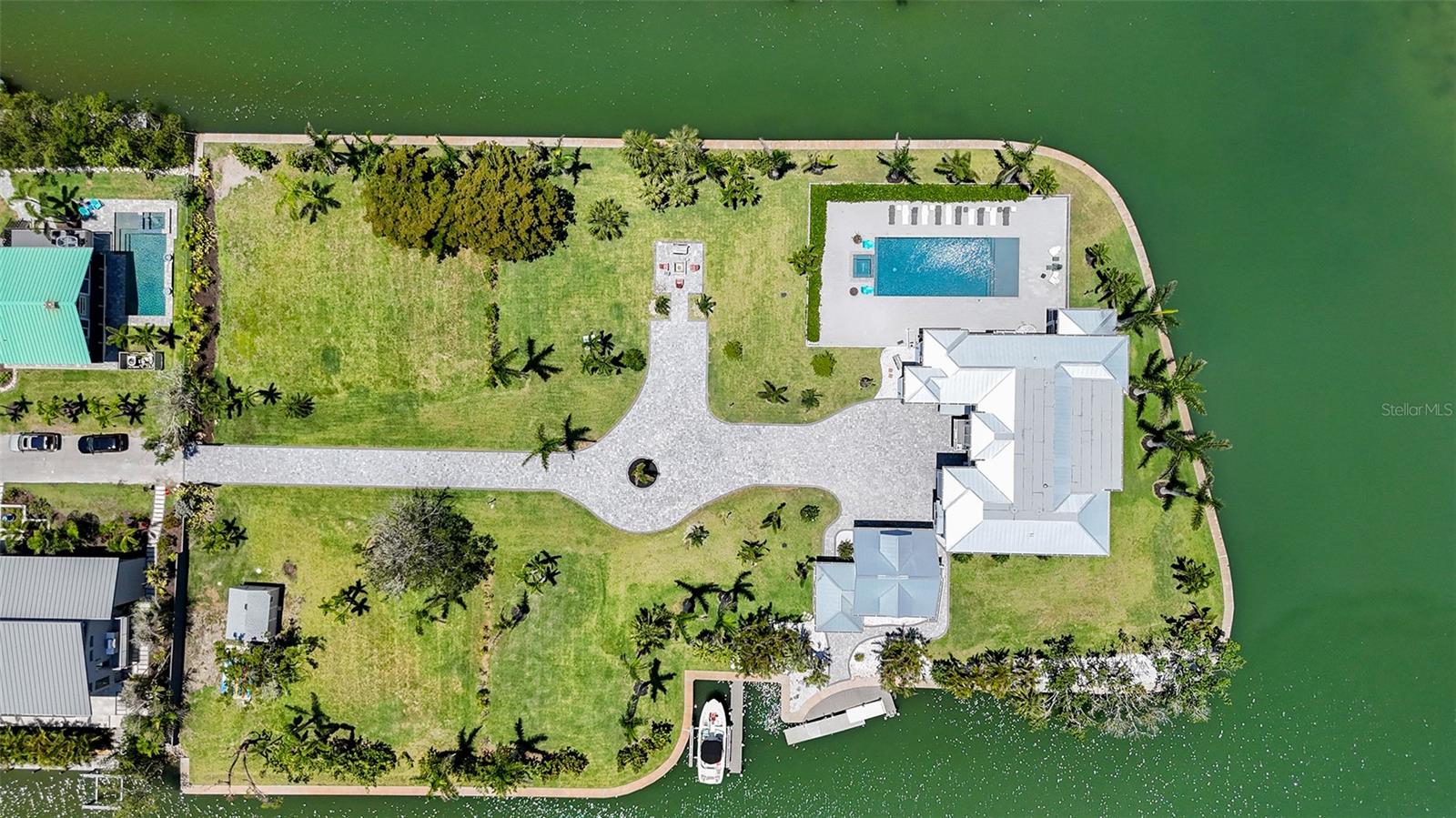 SLEEPY LAGOON PARK - Residential