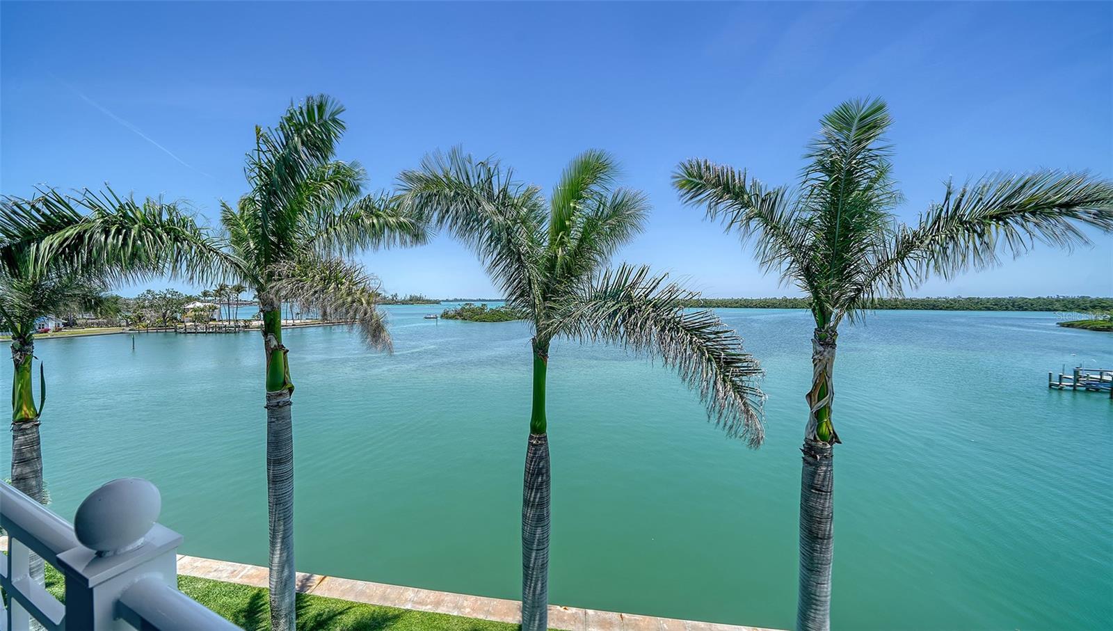 SLEEPY LAGOON PARK - Residential