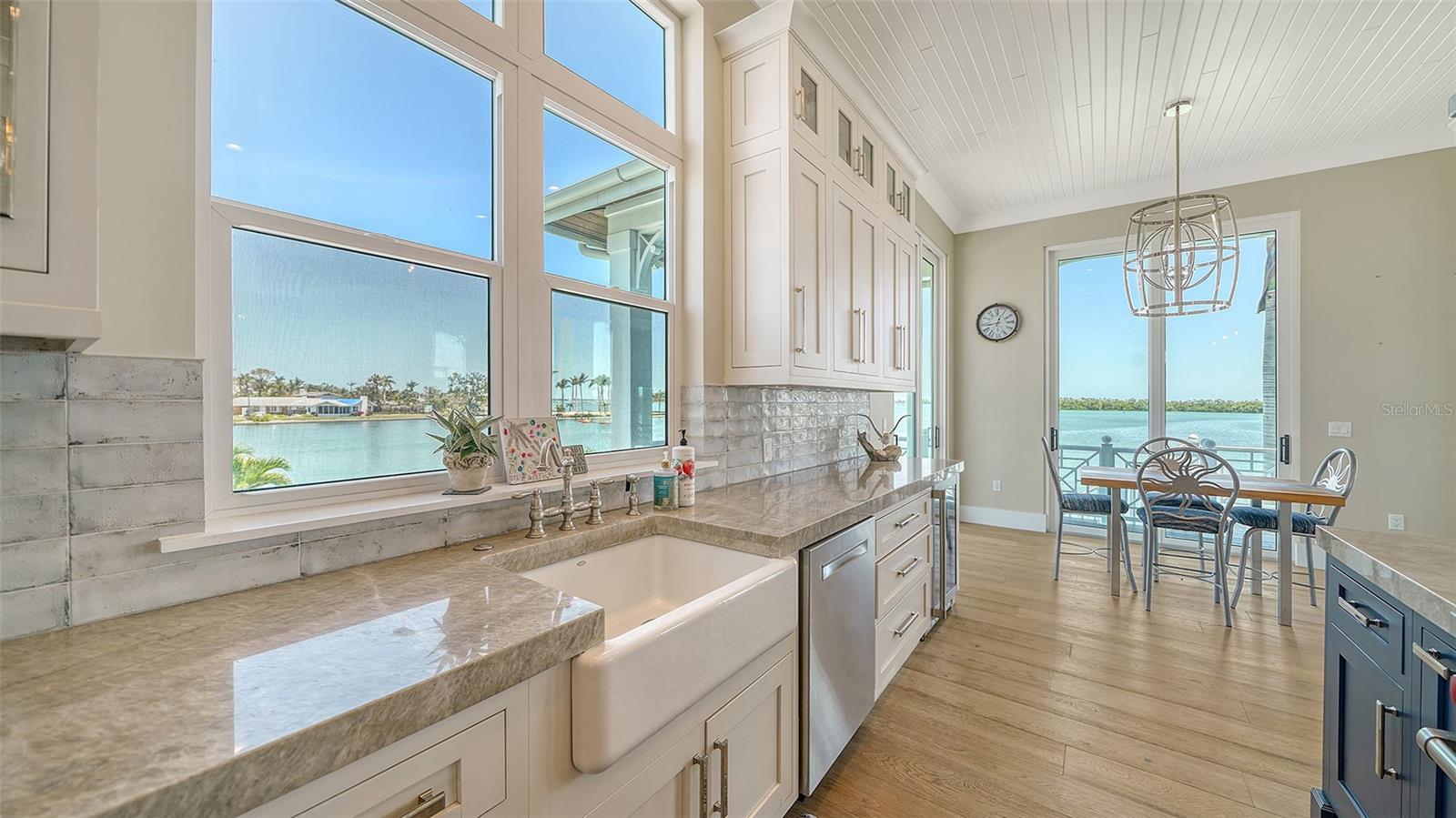 SLEEPY LAGOON PARK - Residential