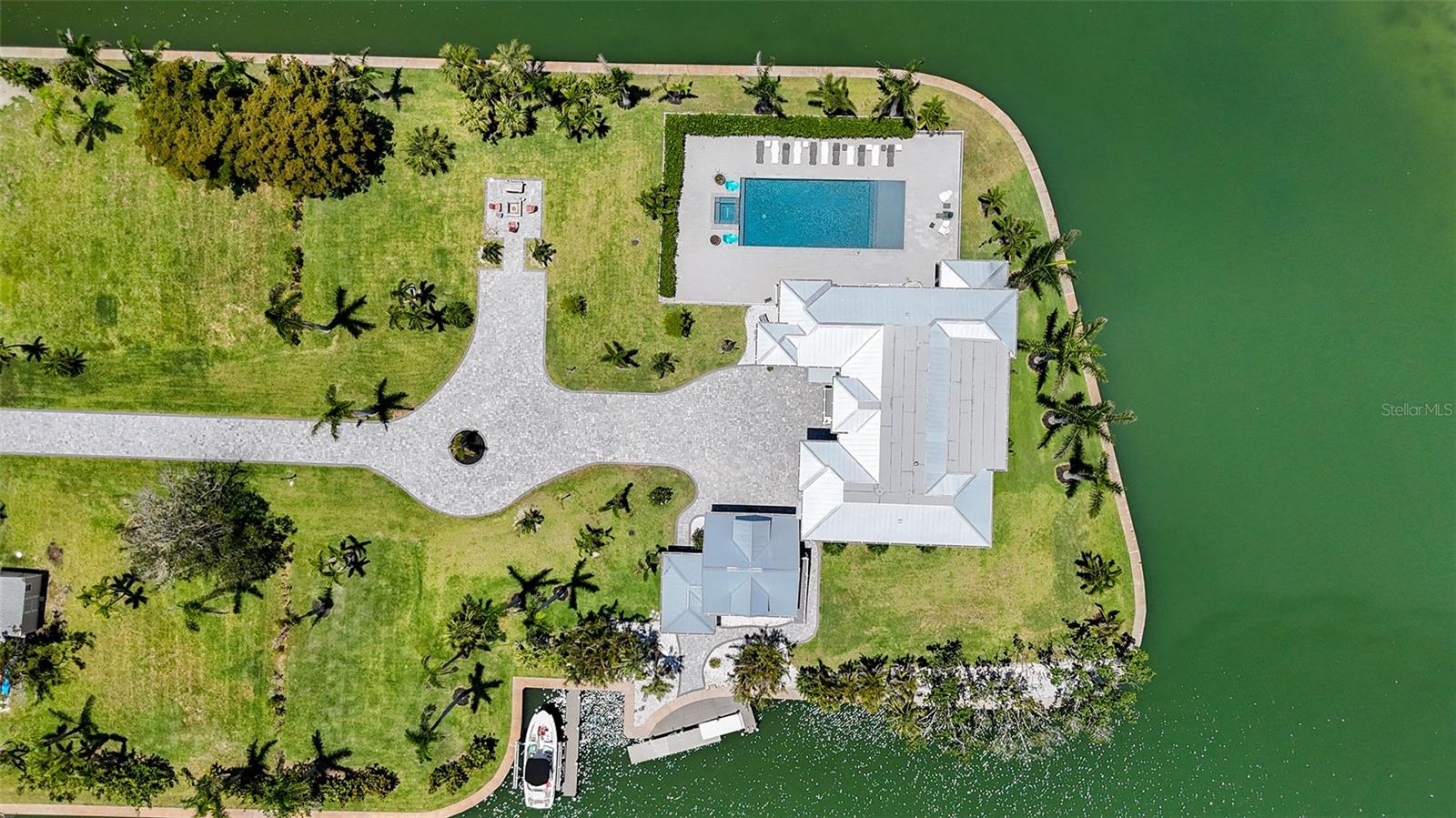 SLEEPY LAGOON PARK - Residential