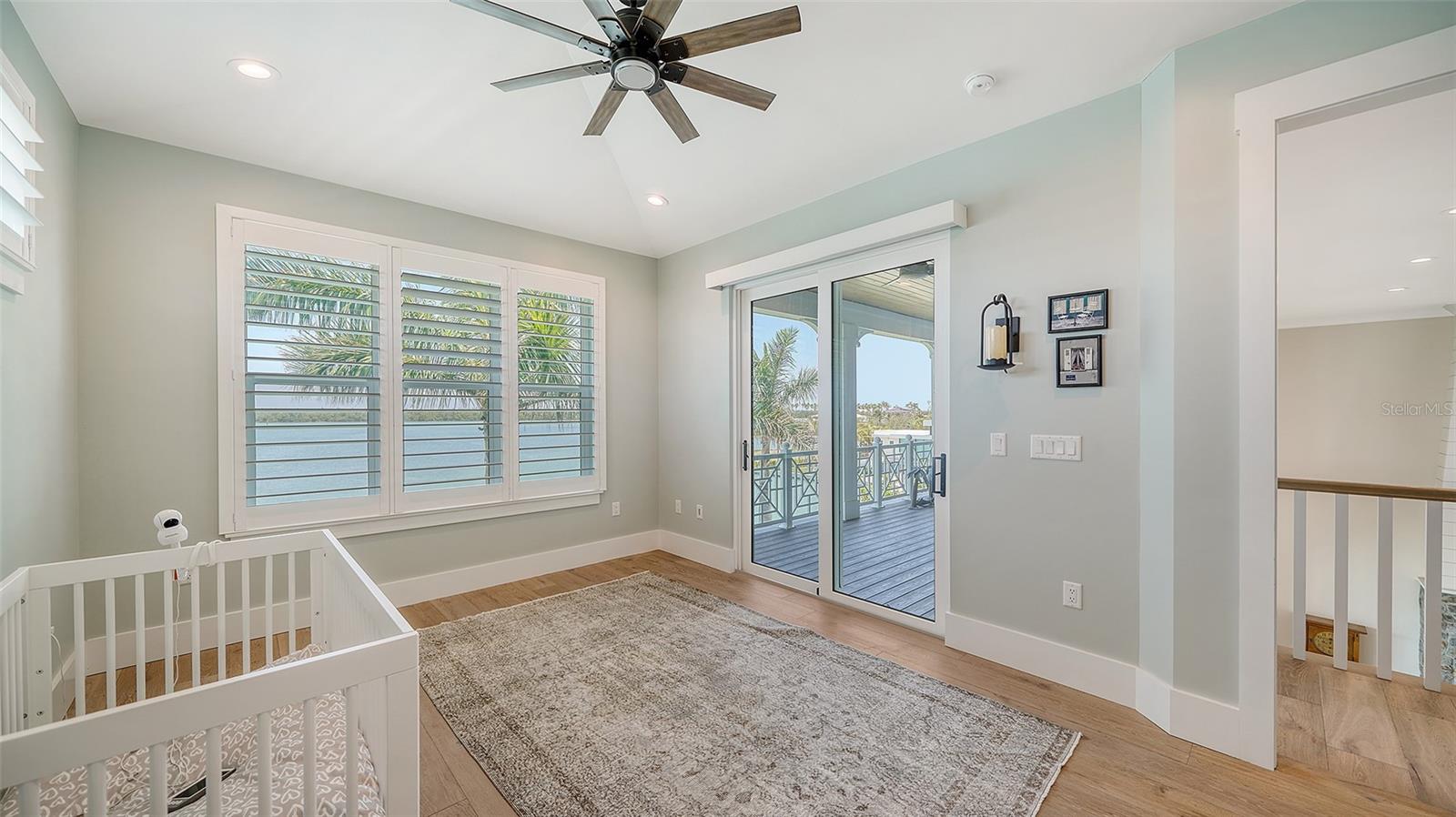 SLEEPY LAGOON PARK - Residential