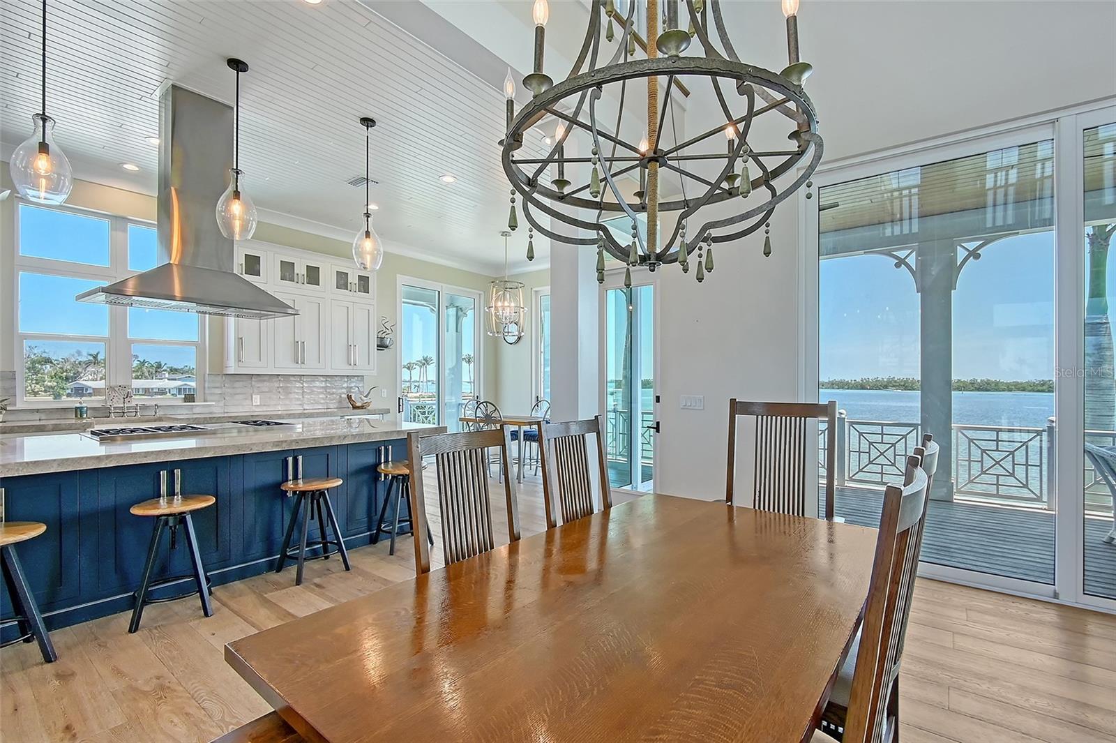 SLEEPY LAGOON PARK - Residential