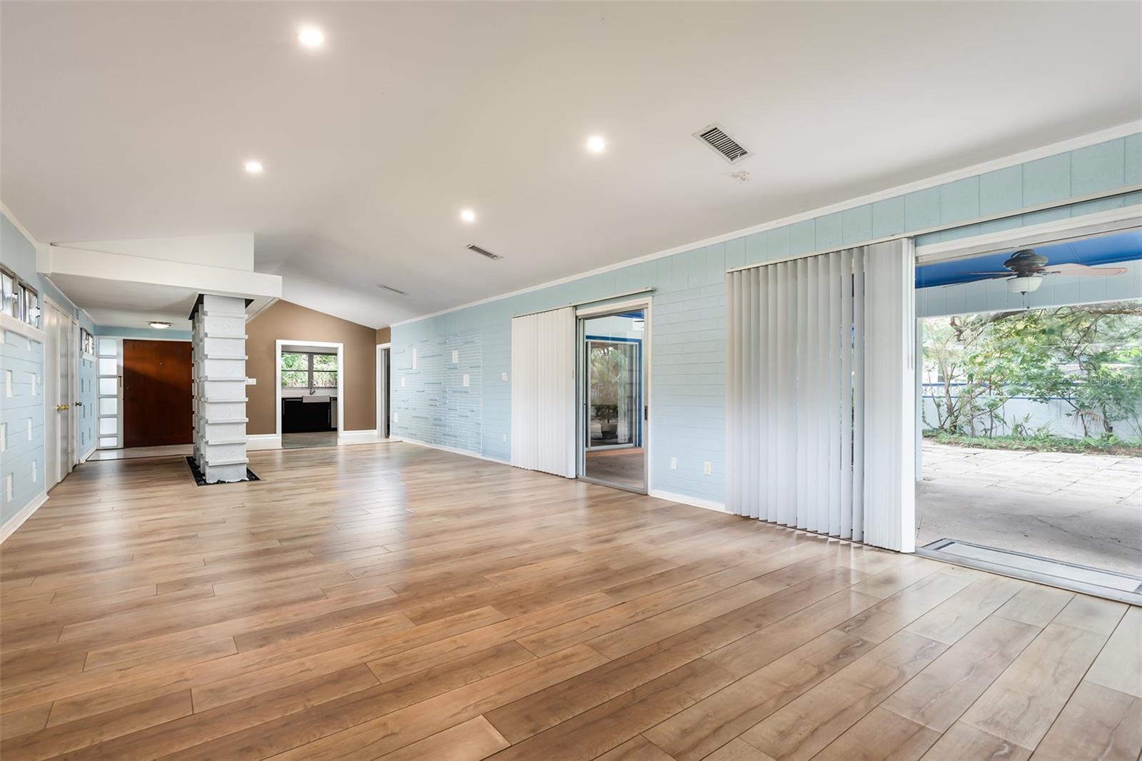 3220 TRADEWINDS TRAIL