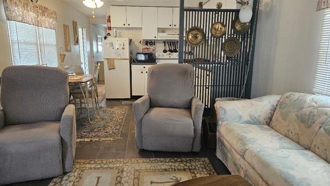 MAJESTIC PARK HOMES INC UNREC - Residential