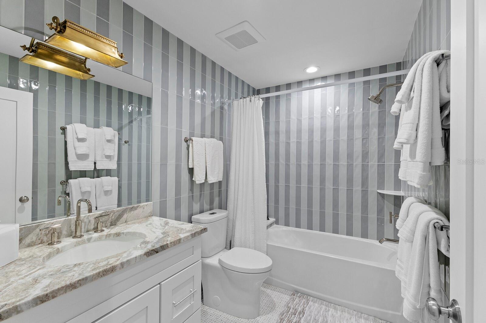 BOCA GRANDE NORTH PH C - Residential