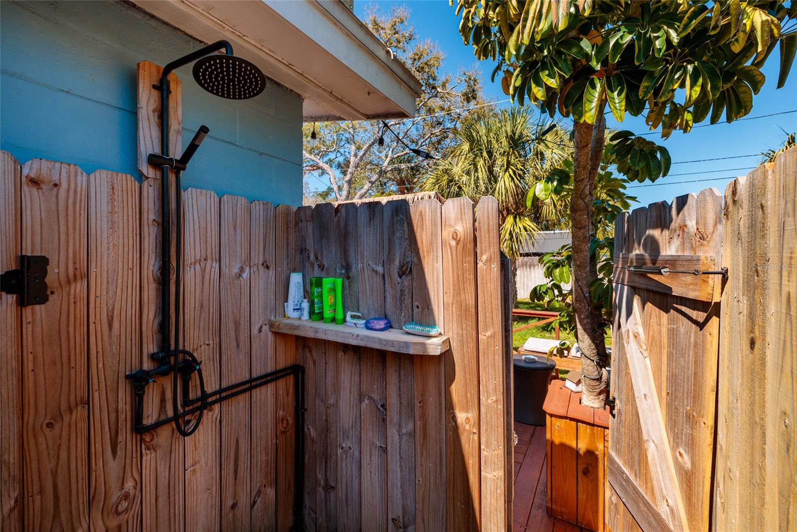 JUNGLE TERRACE SEC A - Residential