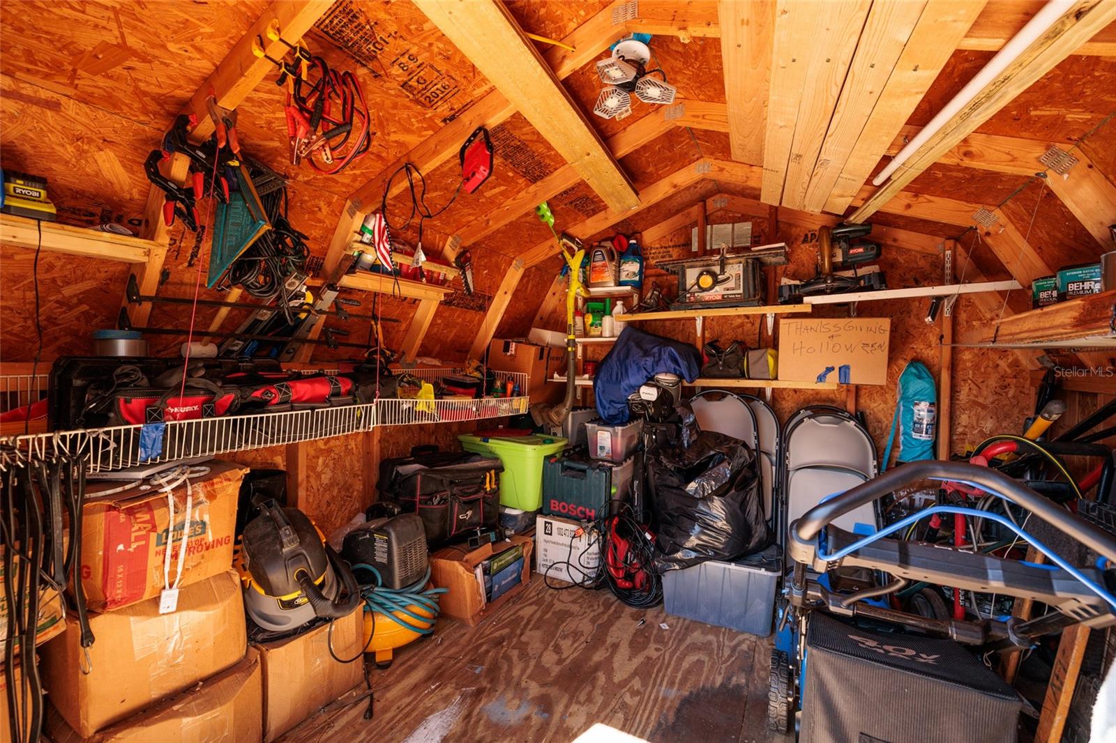 JUNGLE TERRACE SEC A - Residential