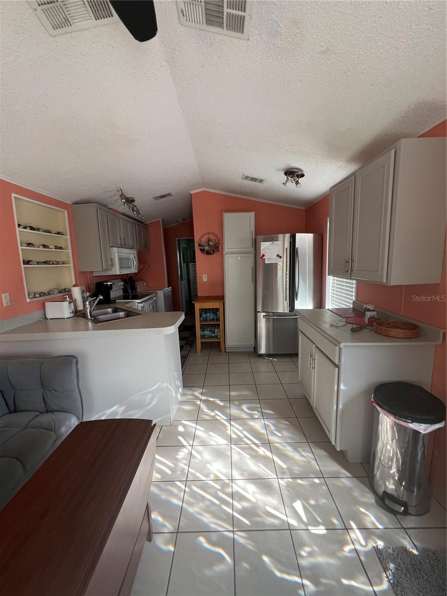 BLUE CYPRESS GOLF & RV RESIDENCE - Residential