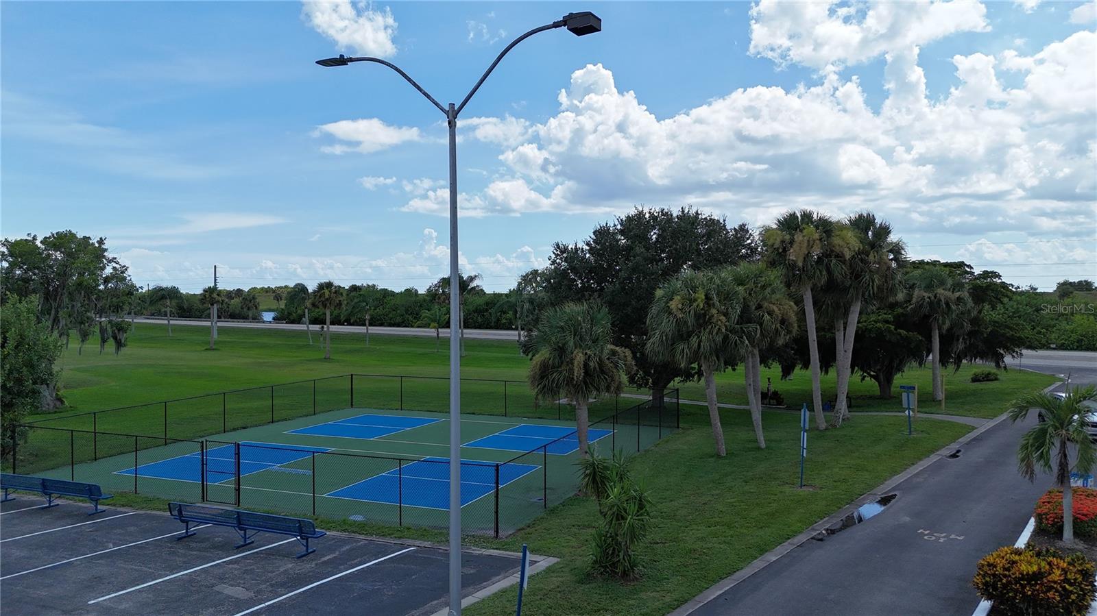 BLUE CYPRESS GOLF & RV RESIDENCE - Residential