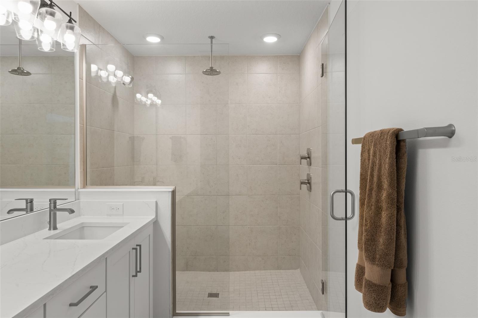 LAUREATE PARK NBRHD CENTER PH 3 - Residential