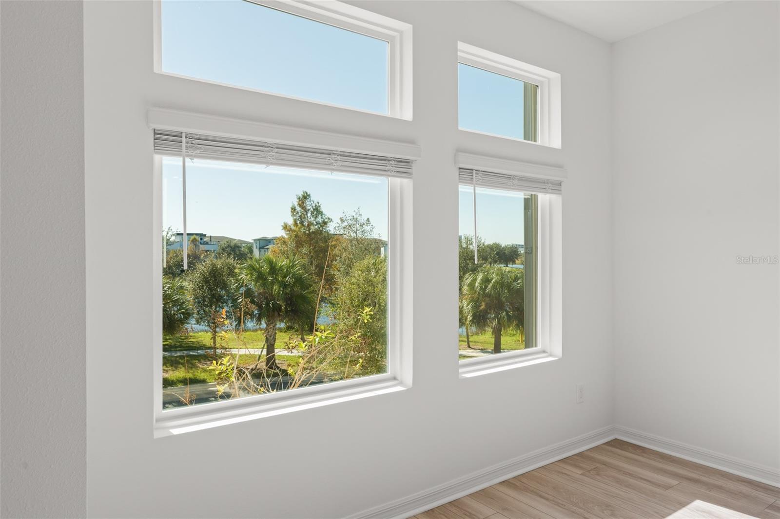 LAUREATE PARK NBRHD CENTER PH 3 - Residential