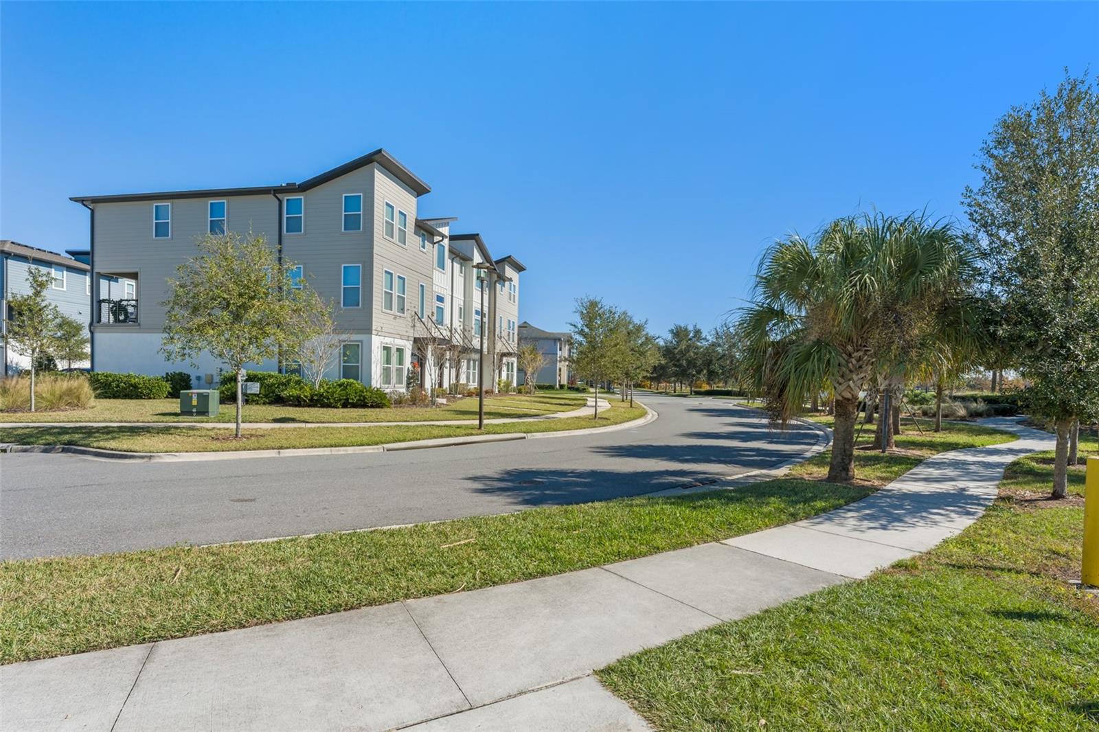 LAUREATE PARK NBRHD CENTER PH 3 - Residential