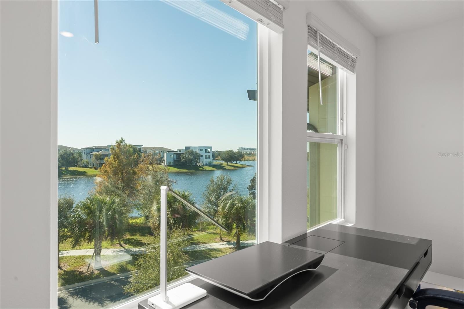 LAUREATE PARK NBRHD CENTER PH 3 - Residential