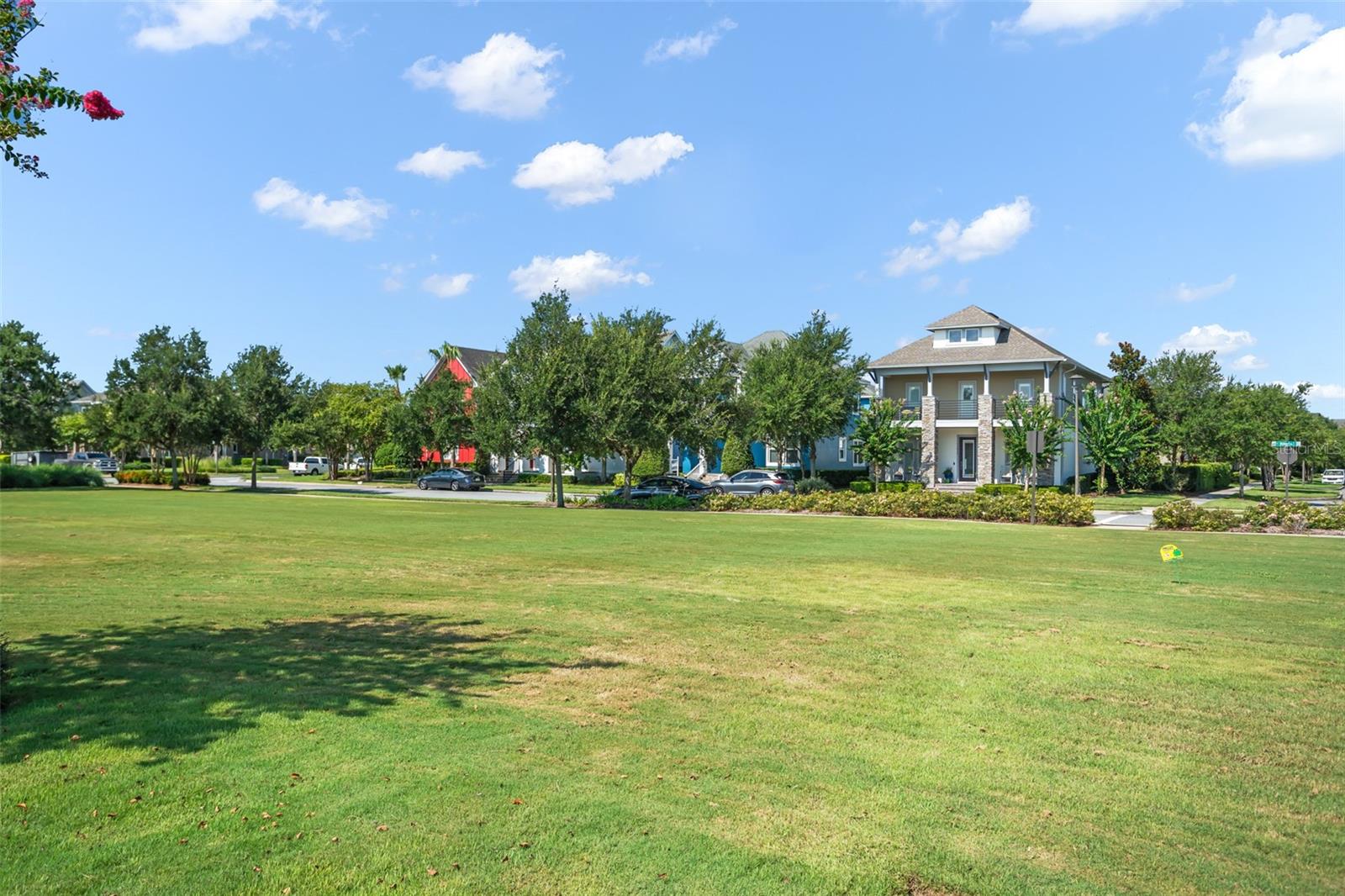 LAUREATE PARK NBRHD CENTER PH 3 - Residential