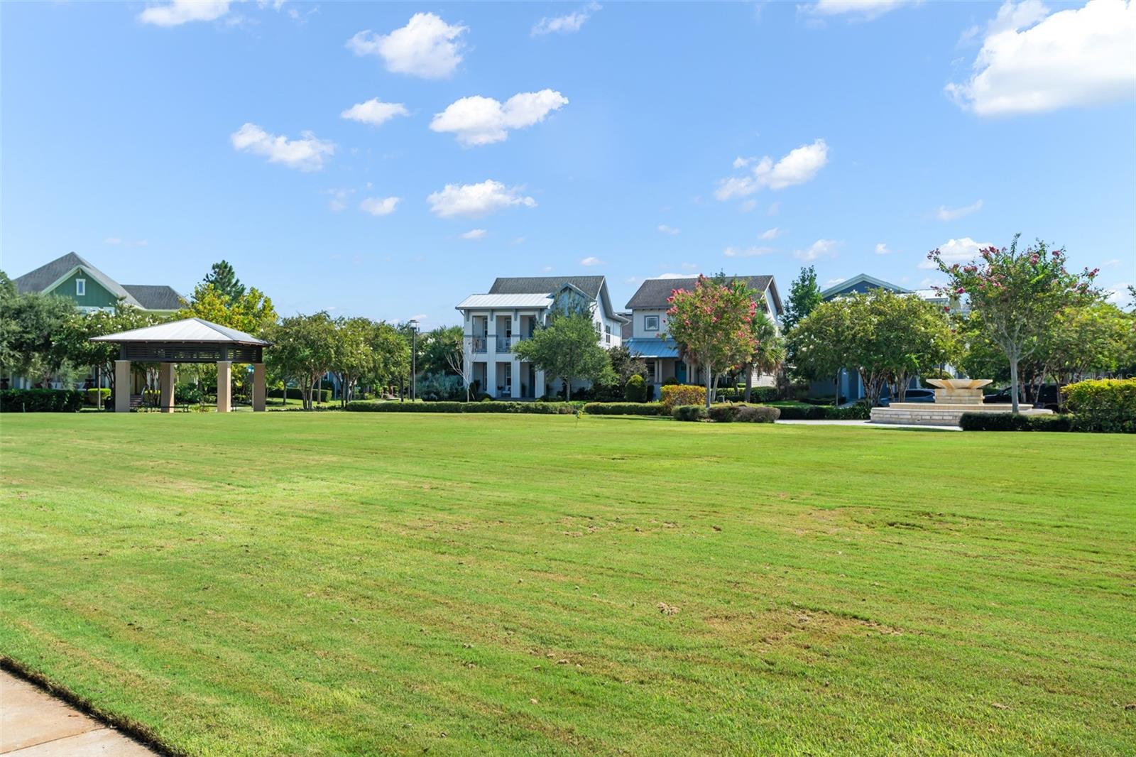 LAUREATE PARK NBRHD CENTER PH 3 - Residential