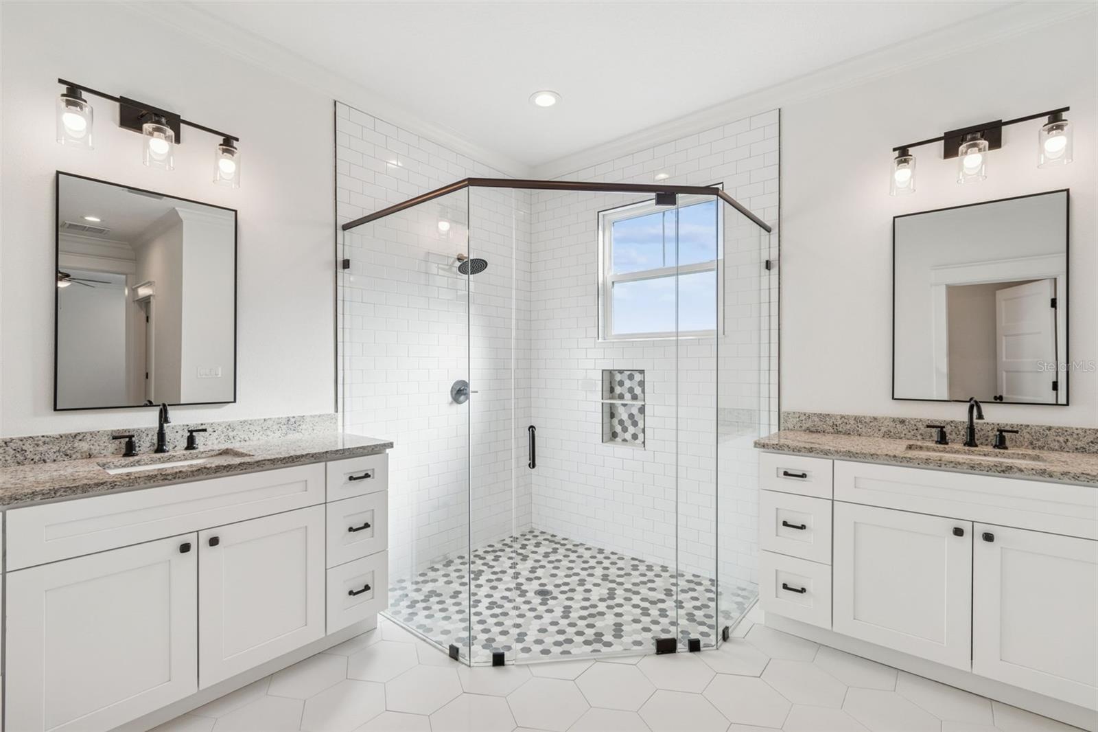 EAST BUNGALOW PARK - Residential