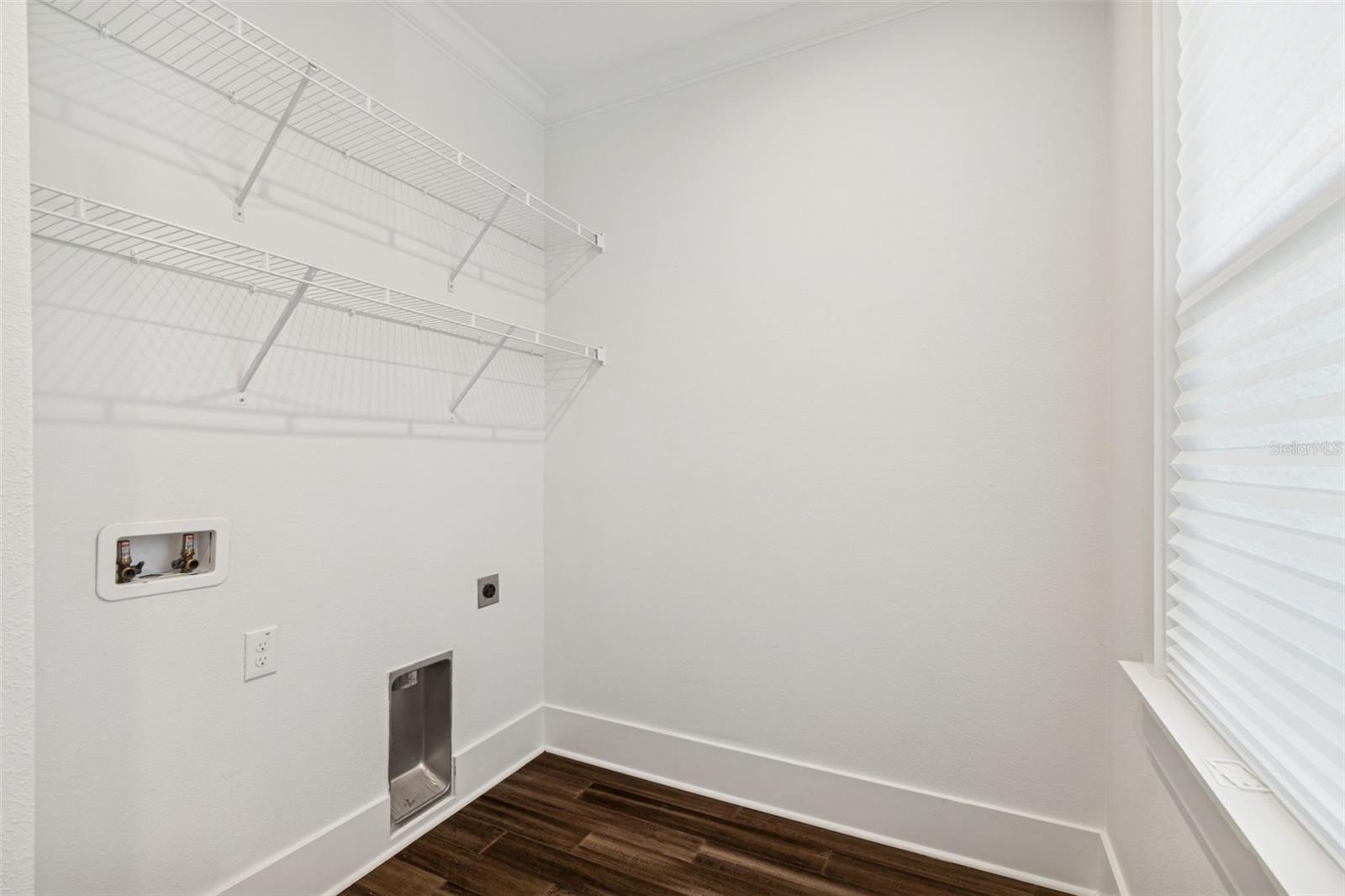 EAST BUNGALOW PARK - Residential