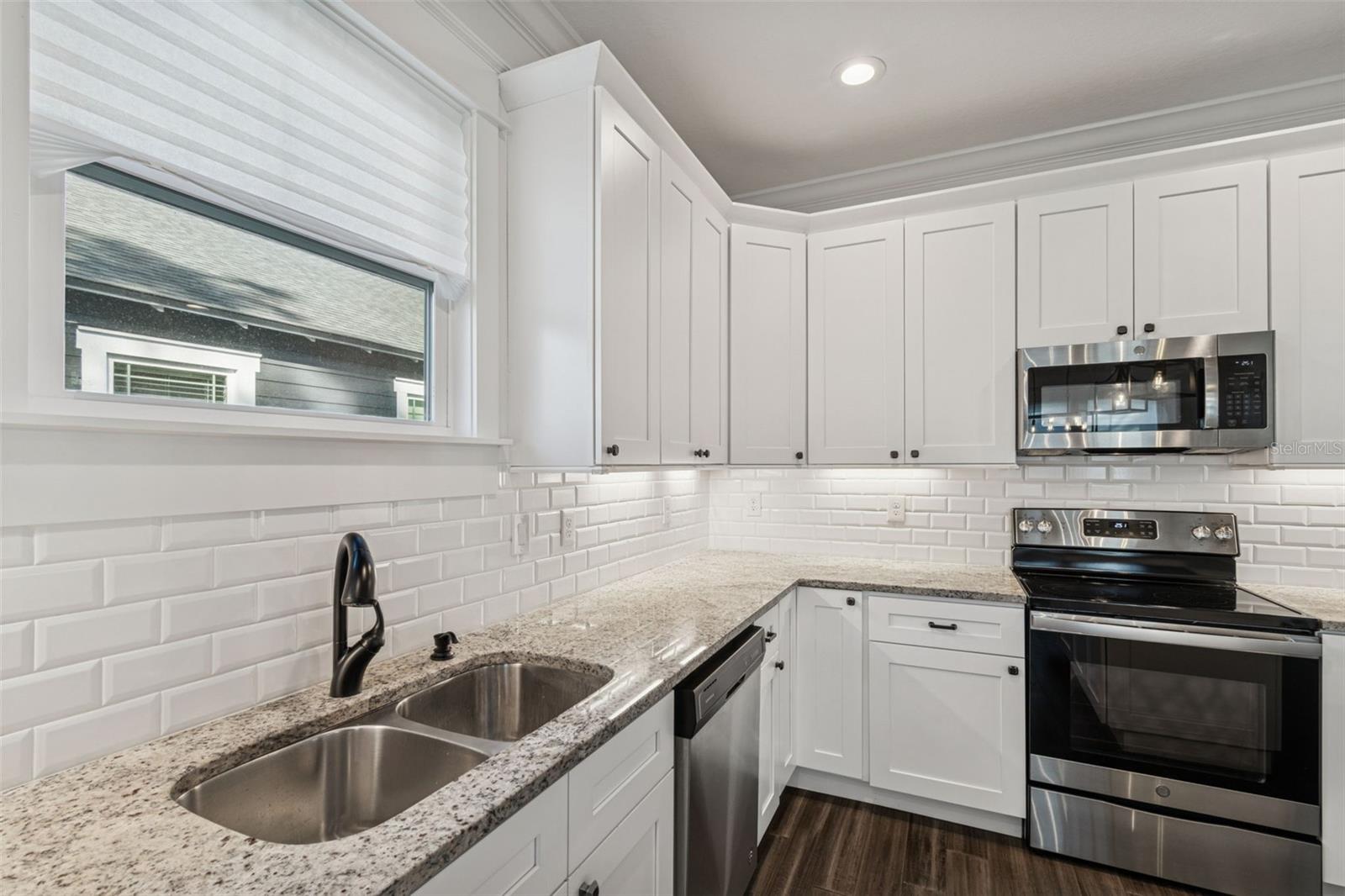 EAST BUNGALOW PARK - Residential