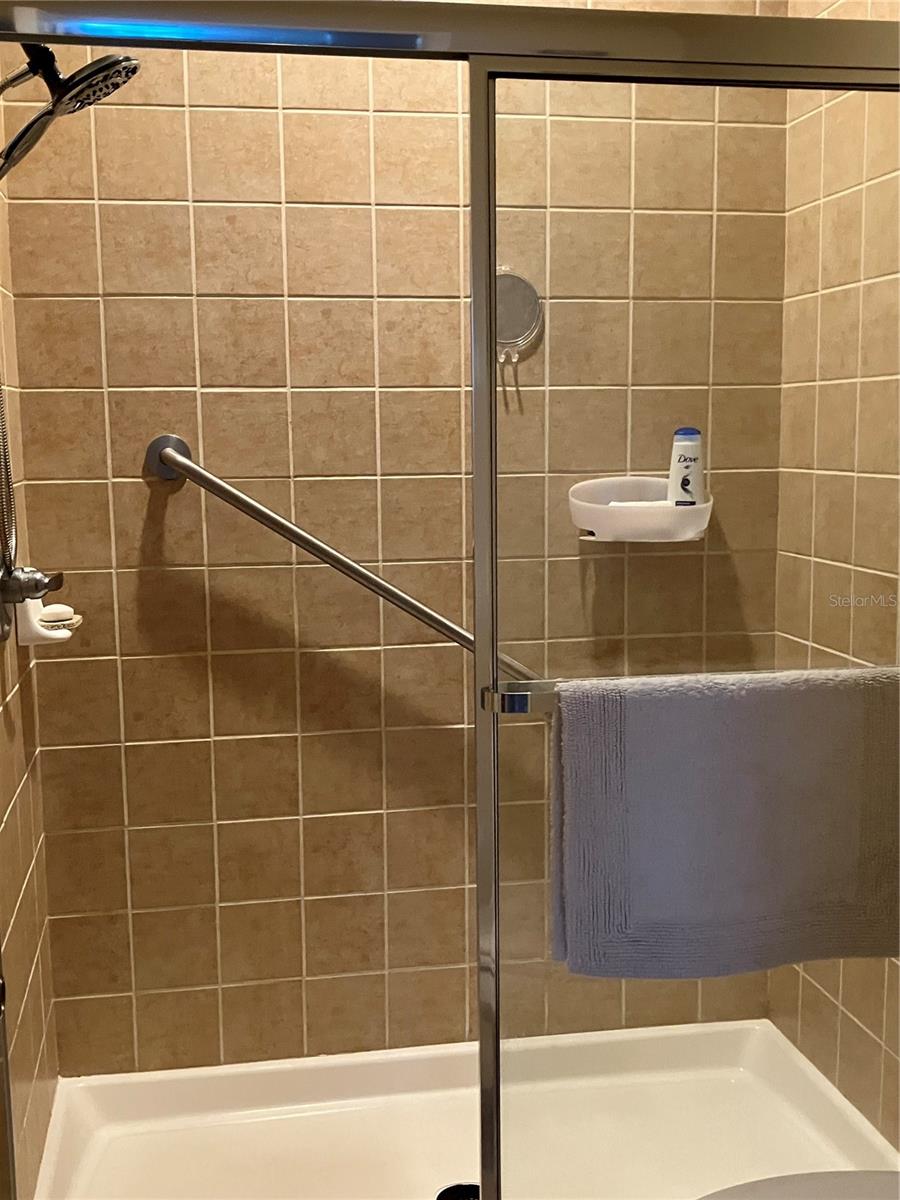 RIO VILLA LAKES - Residential