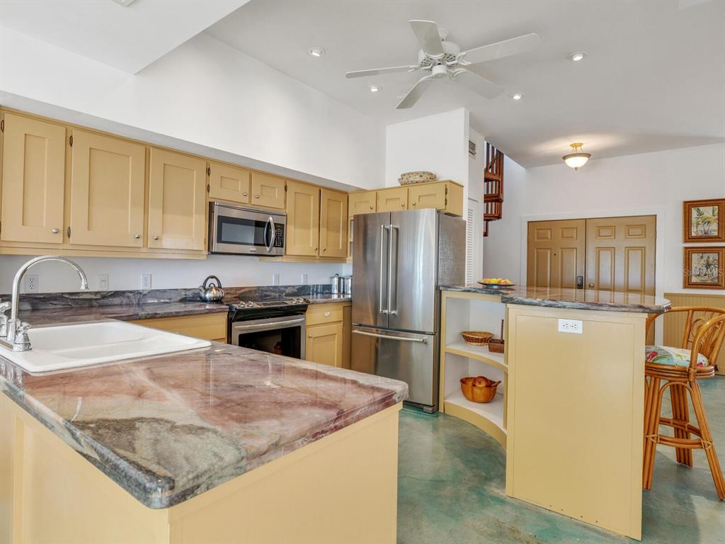 CASEY KEY - Residential