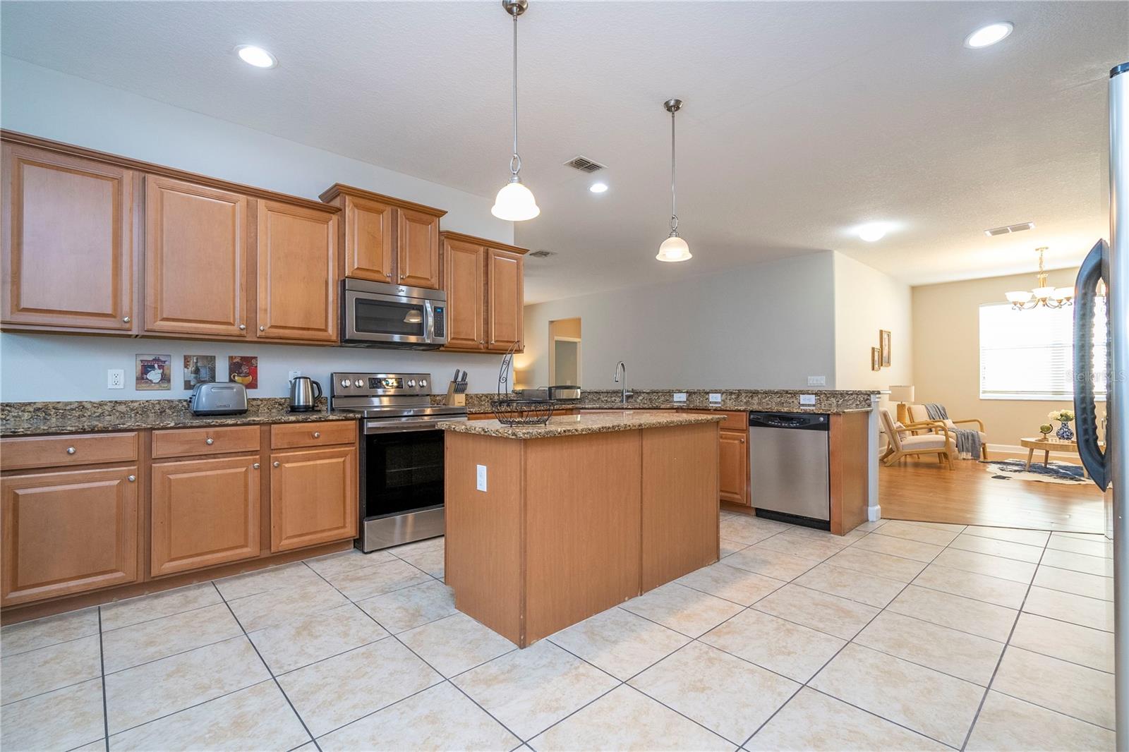 WYNDHAM LAKES ESTATES - Residential Lease