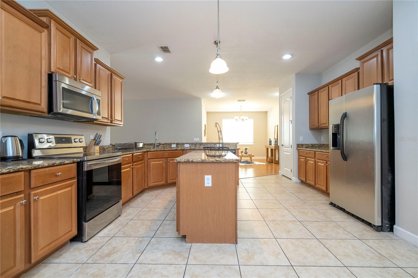 WYNDHAM LAKES ESTATES - Residential Lease