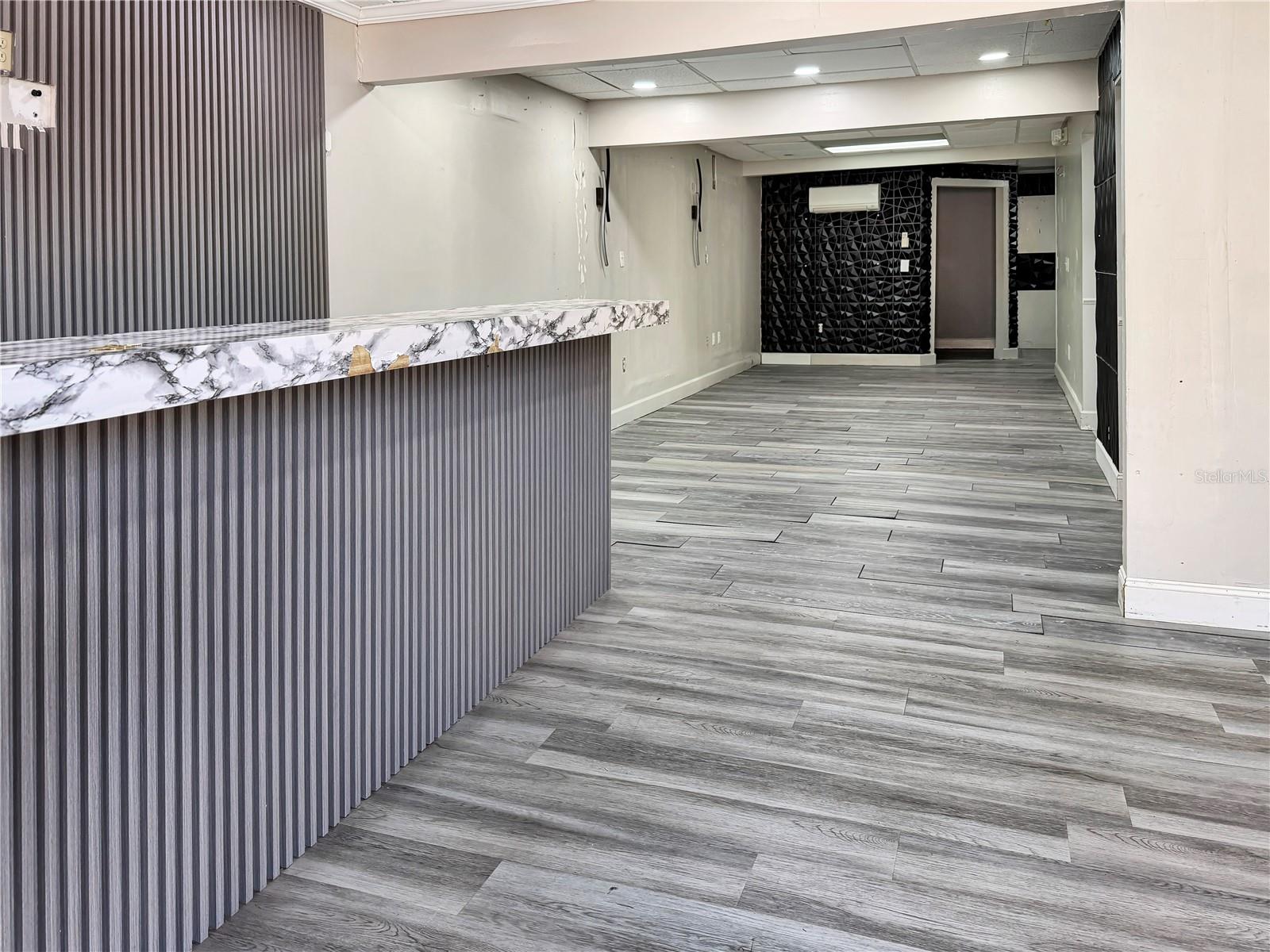 4131 UNIVERSITY BOULEVARD S 5