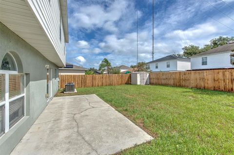 A home in RIVERVIEW